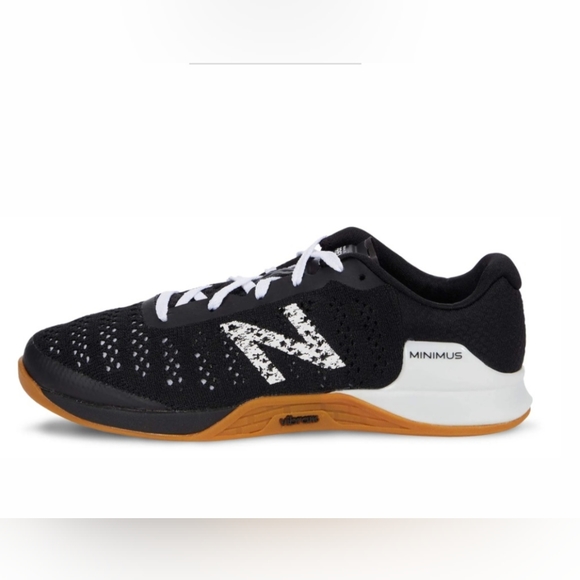 Sneakers - Picture 1 of 8